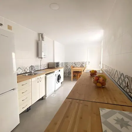 Casa Celine Salinera - Wifi - Parking - Piscina Lägenhet